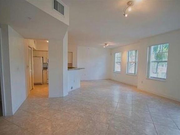 4th image of 6540 W Sample Rd #6540