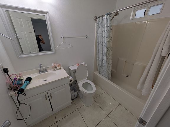 Private full bathroom.