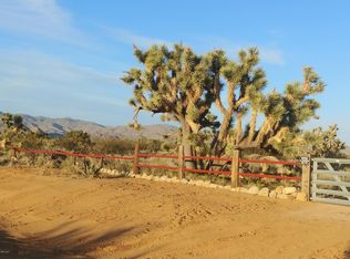 20810 S Cheyenne Rd, Yucca, AZ 86438