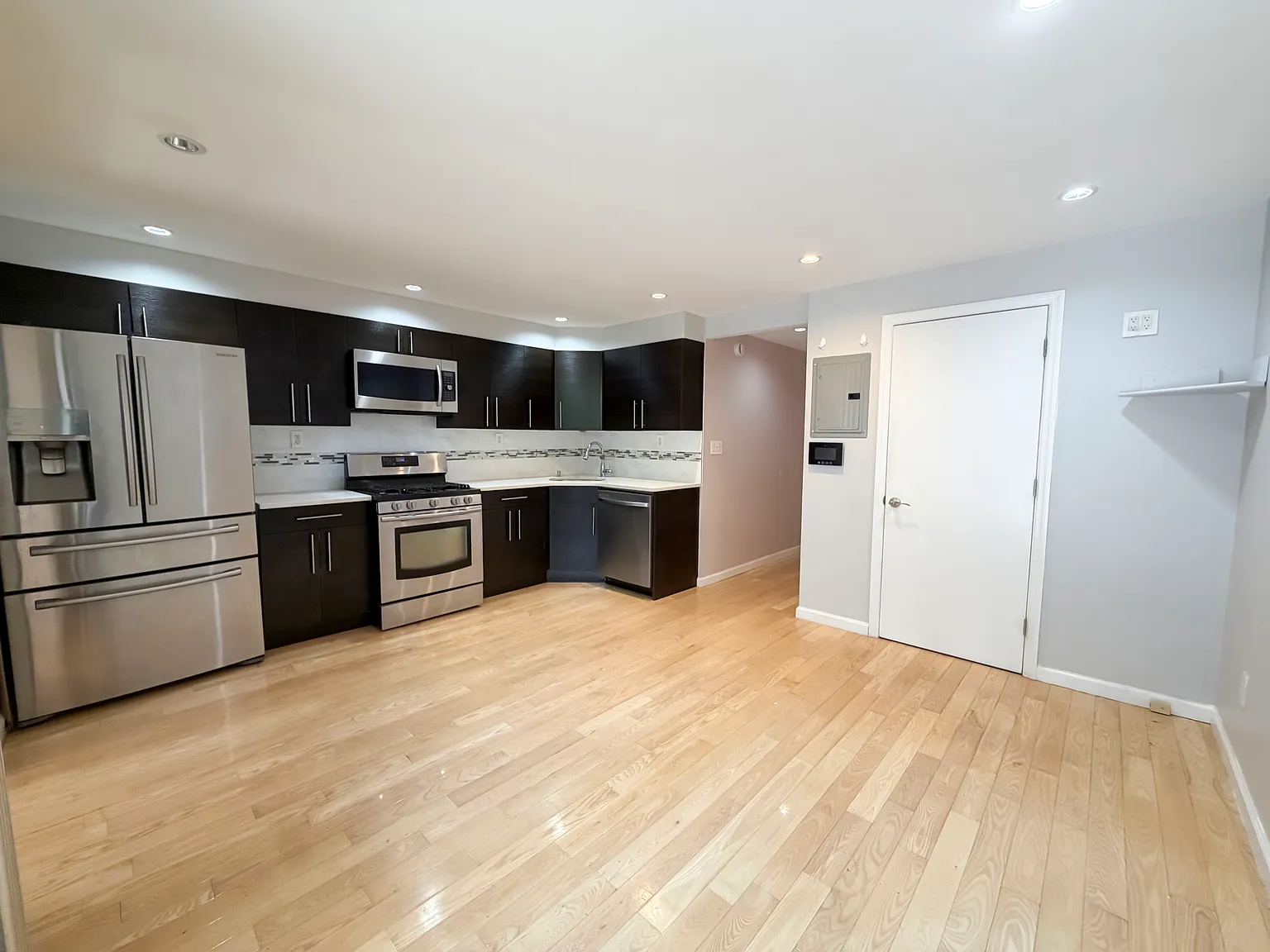 332 Lafayette Avenue — Photo 2