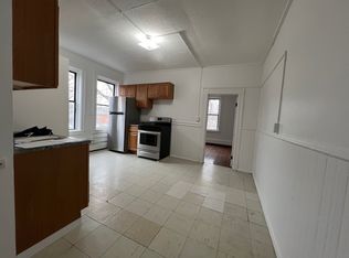 80 N Bridge St APT 1, Poughkeepsie, NY 12601