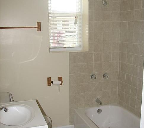 1st floor bathroom