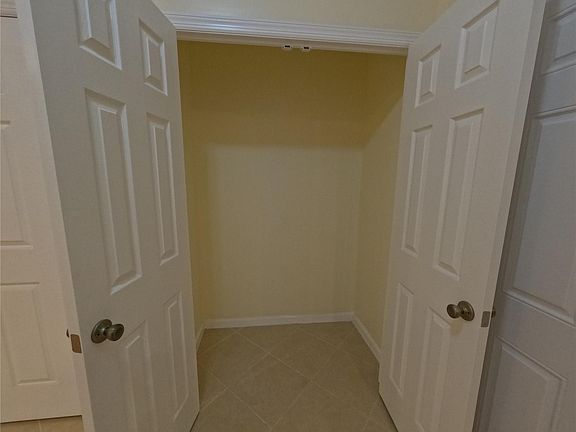 5th image of 732 Revere Ave APT 4