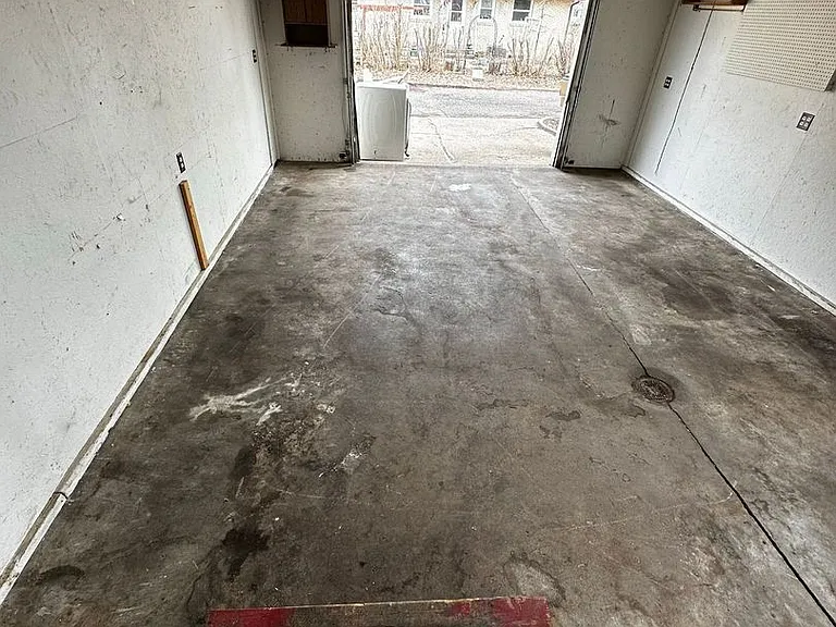 647 Woodward Ave — Photo 14