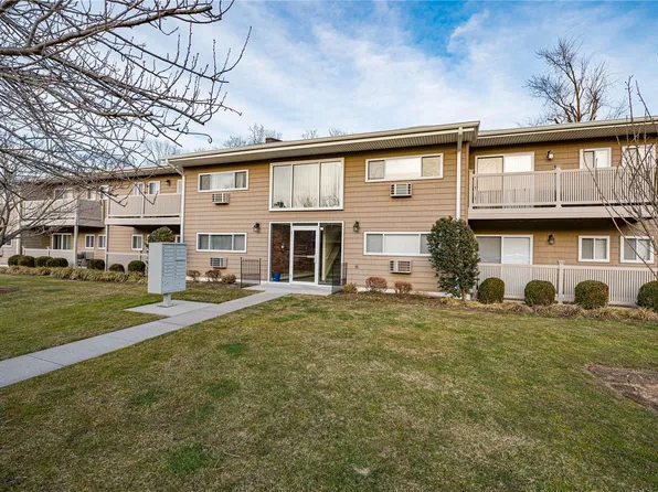 365 Route 111 #A2, Smithtown, NY 11787