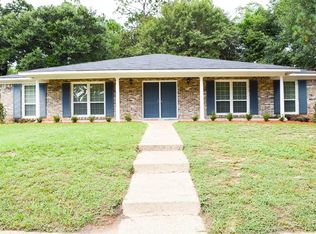 817 Overbey Dr, Mobile, AL 36608