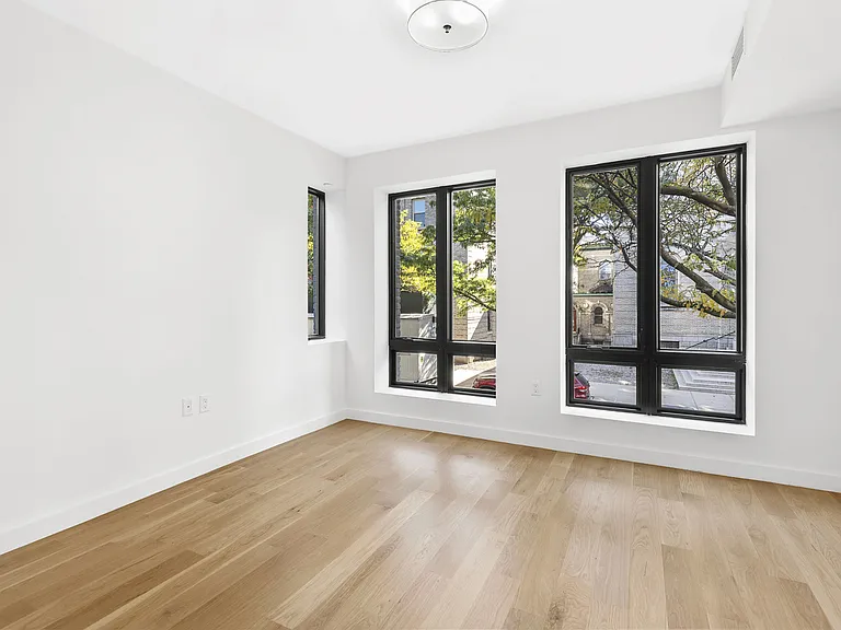 873 Pacific St #2B — Photo 9
