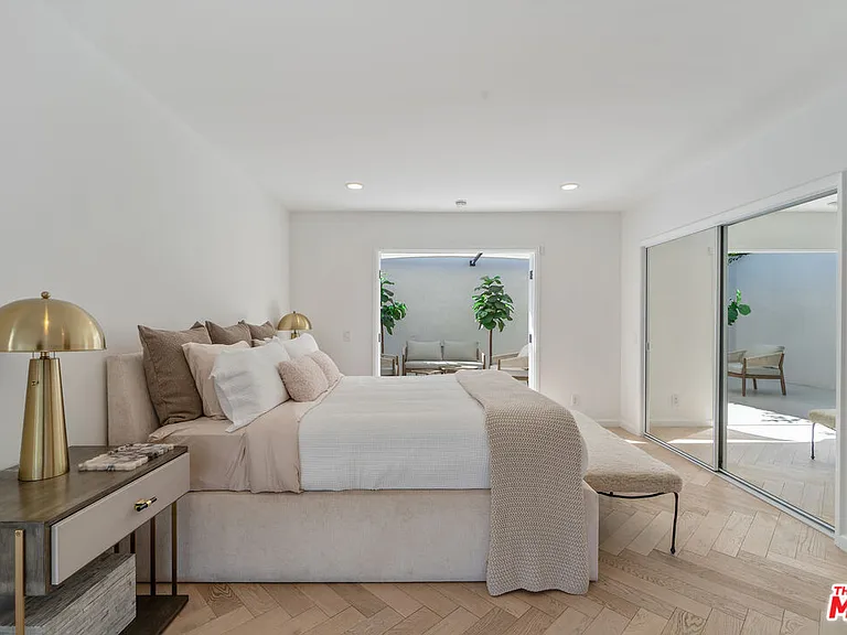 3479 Wonder View Dr — Photo 31