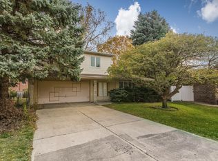 2351 Bellaire Ct, Des Plaines, IL