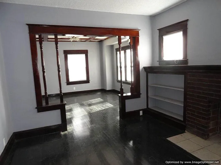 5605 Brooklyn Ave — Photo 18
