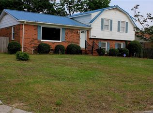 2253 Stanton St, Fayetteville, NC 28304