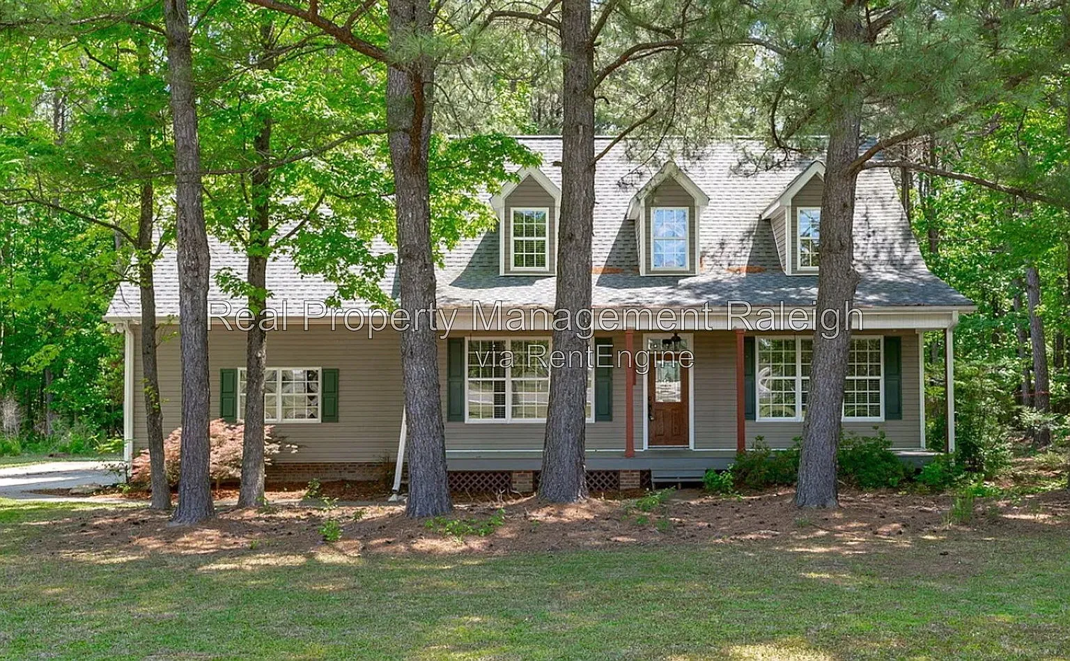 3 bed, 2.5 bath, 2062 sqft, $2,100 — Photo 2