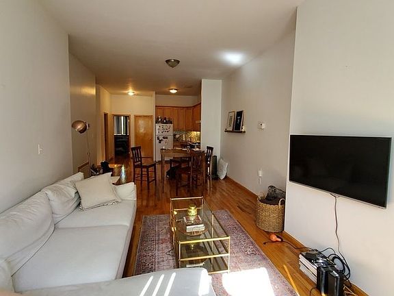5th image of 38 Jewel St #2