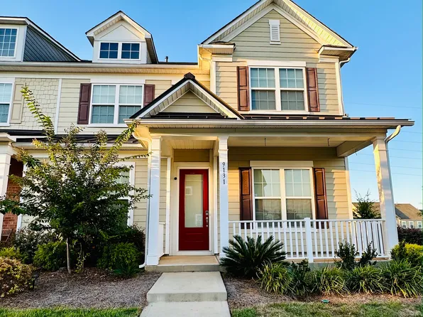 9131 Gladden Hill Ln, Pineville, NC 28134