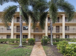 5776 Deauville Cir APT C106, Naples, FL 34112