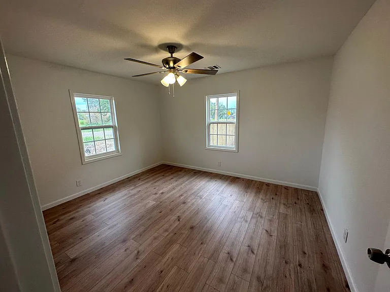 8234 Bluebonnet Dr — Photo 7