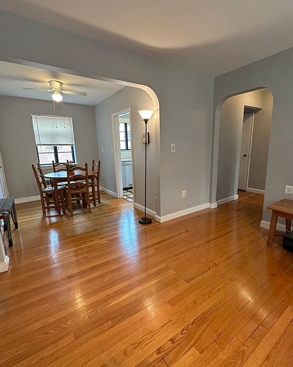1st image of 75 Strathmore Rd APT 6