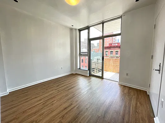 Rented by REAL New York | media 2