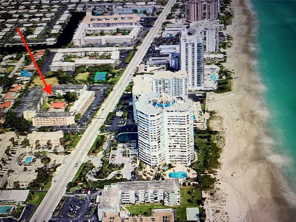 Unit 306 - right across from the beach! With Private beach access directly across the street from complex.