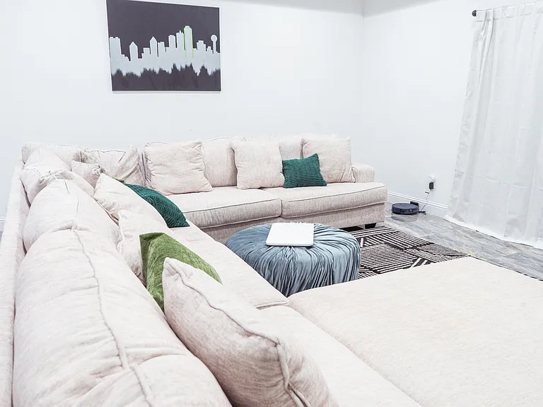 4943 Bernal Dr — Photo 6