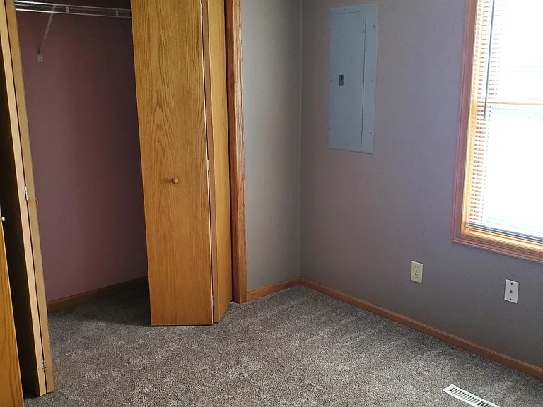 2528 Plum St — Photo 27