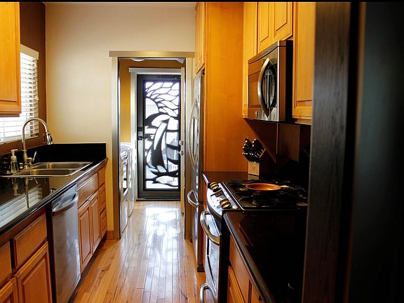 3rd image of 78 Barry Dr #80
