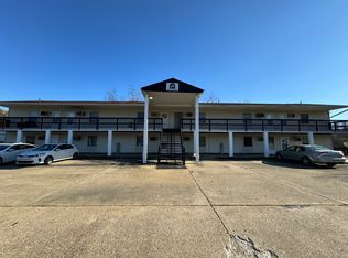 201 Parks Rd APT 11, Mc Donald, PA 15057