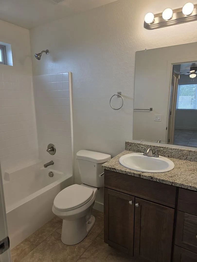 2855 N. Superstition Ln — Photo 4