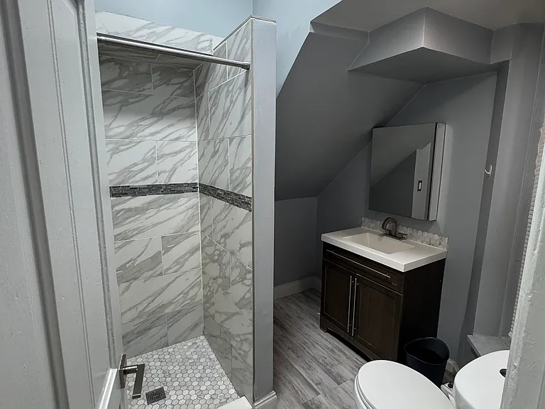 2307 S Leavitt St #1 — Photo 7