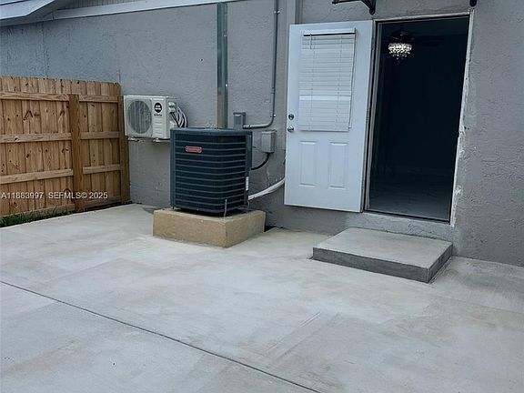 5th image of 29928 SW 159th Dr