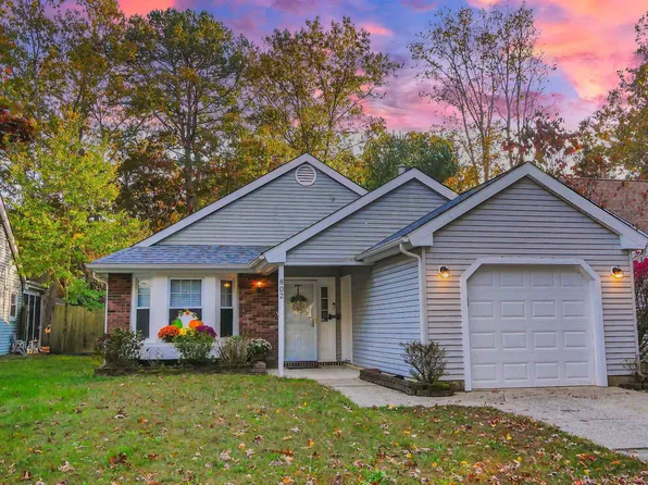 802 Eagle Point Pl, Galloway, NJ 08205