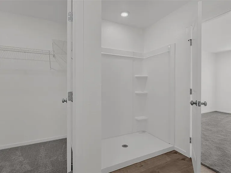 2424 Bevel Ln — Photo 23