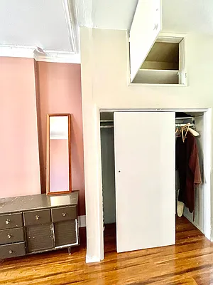 Rented by Pear NYC LLC | media 23