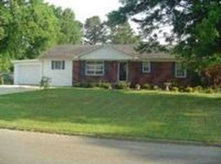 2115 Norwood Dr, Union City, TN 38261