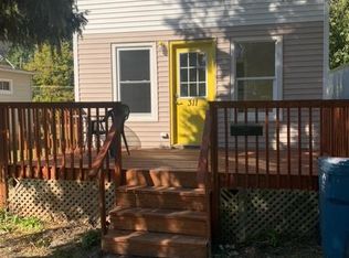 311 12th St, East Moline, IL 61244