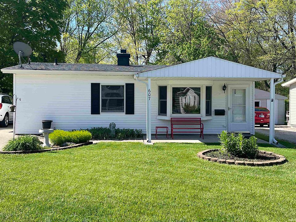 1st image of 607 Opal St