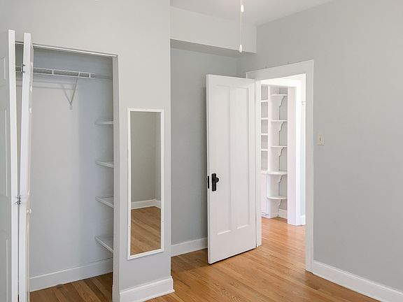 3rd image of 4808 1/2 N Paulina St #1W