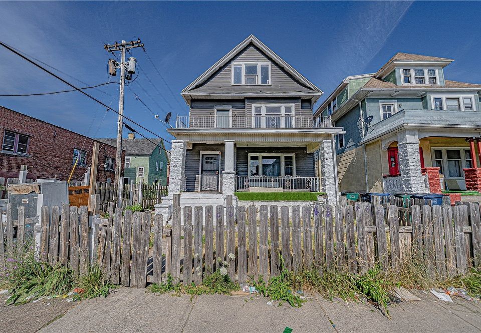 1st image of 410 Wohlers Ave