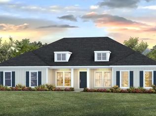 6612 Palm Pointe Dr, Ocean Springs, MS 39564