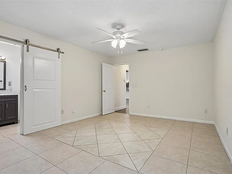 325 Timberline Trl — Photo 26