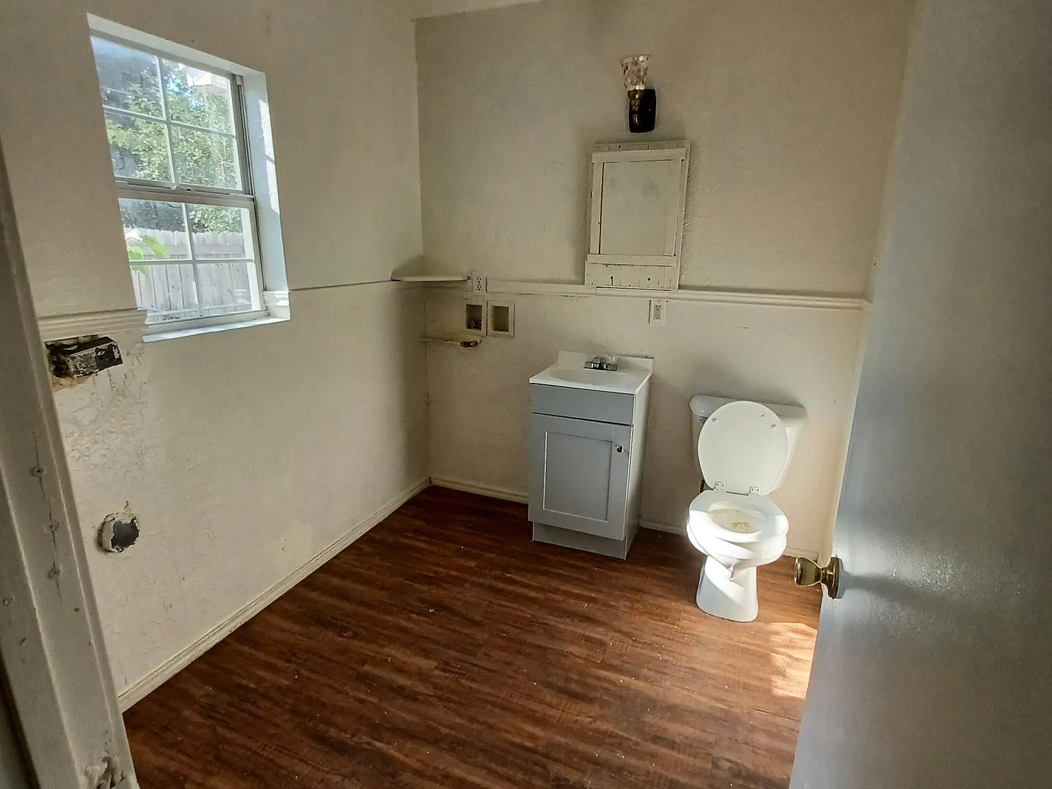 1509 NW Andrews Ave — Photo 2