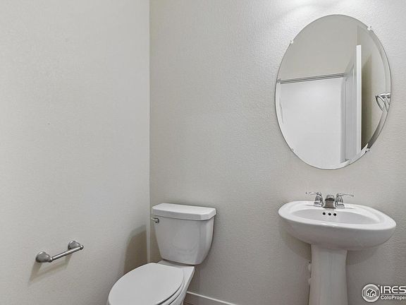 4th image of 1046 Scotts Peak Dr