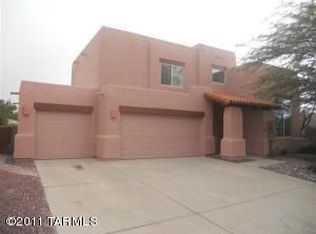 241 N Fenceline Dr, Tucson, AZ 85748