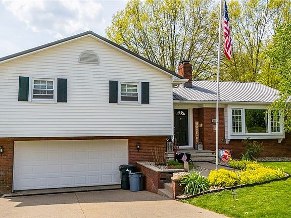2nd image of 104 Orchard Dr