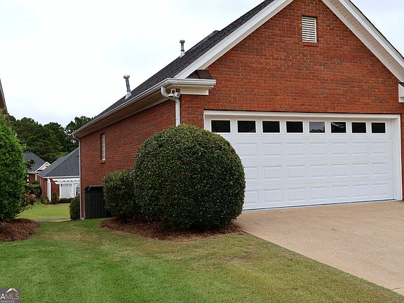 3rd image of 153 Wisteria Ridge Ter