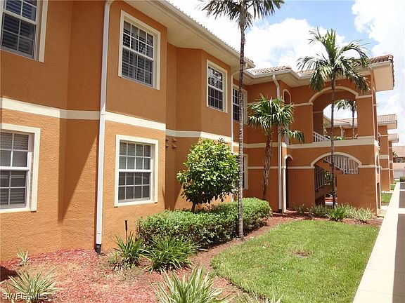 4th image of 1076 Winding Pines Cir Unit 104