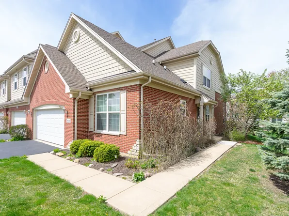 10S431 Carrington Cir #D, Willowbrook, IL 60527