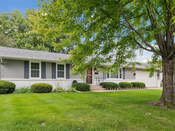6208 Chowen Ave S, Edina, MN 55410