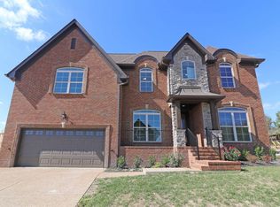 121 Shady Hollow Dr, Mount Juliet, TN 37122