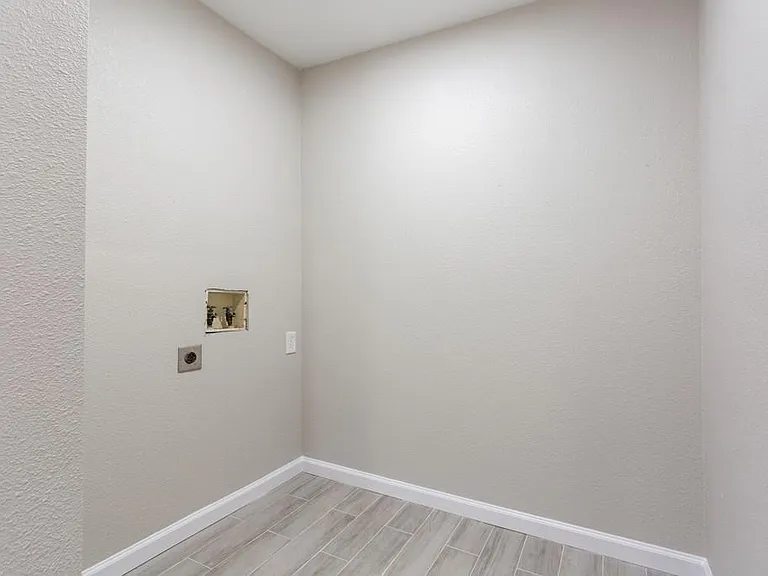 9604 Crown Ridge Dr — Photo 21